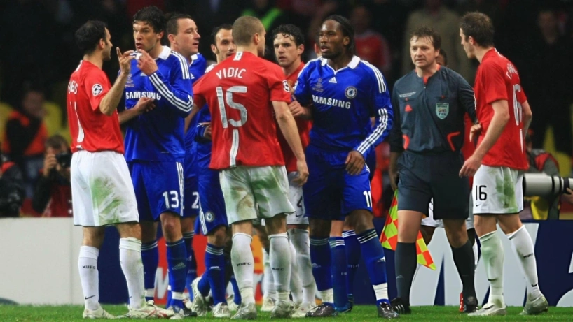 Ai là đối thủ lớn nhất của Manchester United? Xếp hạng 10 cuộc đối đầu khốc liệt nhất